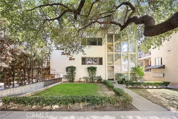 332 Riverdale Drive, Glendale, CA 91204