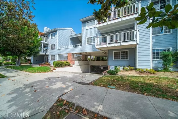 Pasadena, CA 91101,230 S Madison Ave #207