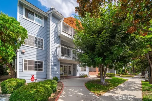 230 S Madison Ave #207, Pasadena, CA 91101