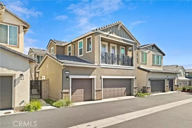 6577 CANOPY Lane, Fontana, CA 92336