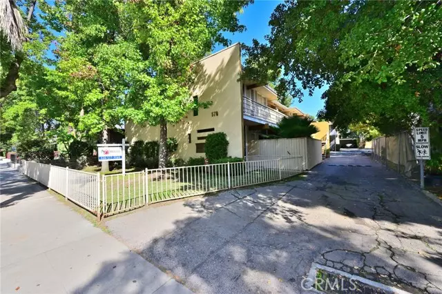 570 N Madison, Pasadena, CA 91101