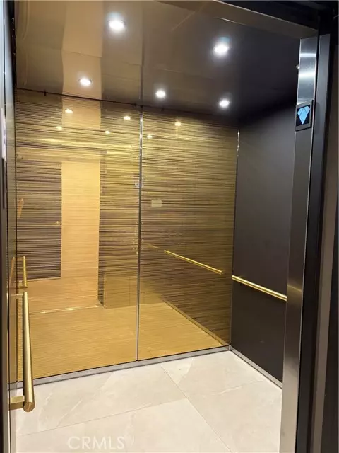 Toluca Lake (los Angeles), CA 91602,10352 Riverside #201