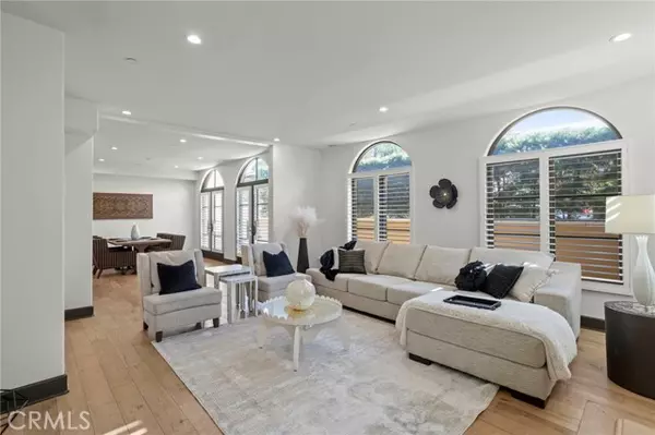 Los Angeles, CA 90024,10523 Ashton #101