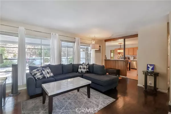 Sun Valley (los Angeles), CA 91352,8464 Outland View Drive