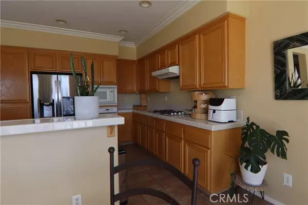 Saugus (santa Clarita), CA 91350,28546 Curtis Alan Place