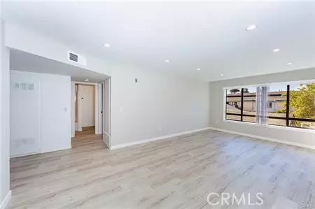 Glendale, CA 91205,835 E Lomita Avenue #303