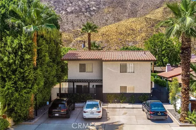 225 S Cahuilla Road, Palm Springs, CA 92262