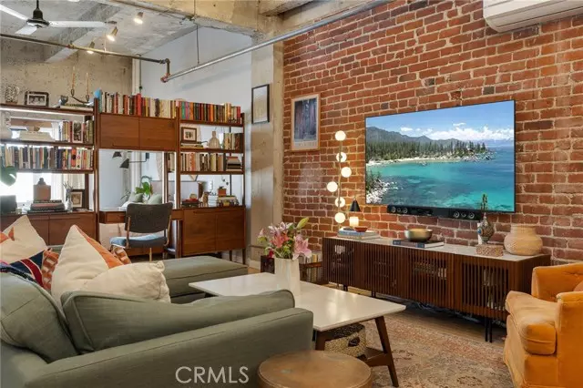 100 W 5th Street #3G, Long Beach, CA 90802