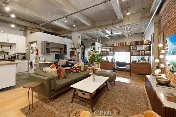 Long Beach, CA 90802,100 W 5th Street #3G