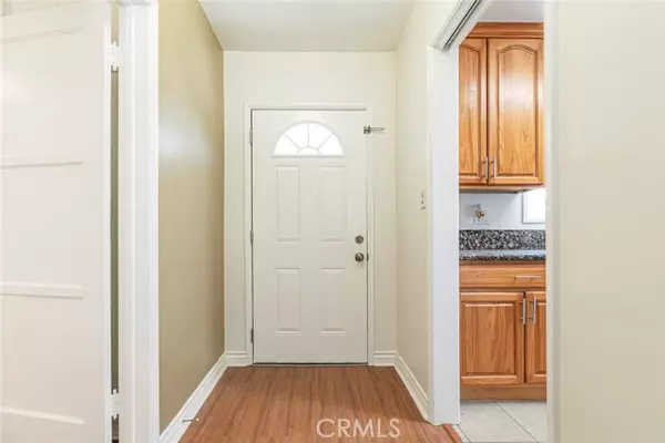 Sunland (los Angeles), CA 91040,10347 Newhome Avenue