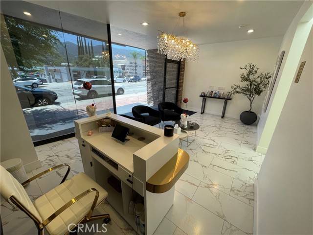 Montrose, CA 91020,Address not disclosed