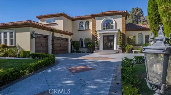 805 Greenridge Drive, La Canada Flintridge, CA 91011
