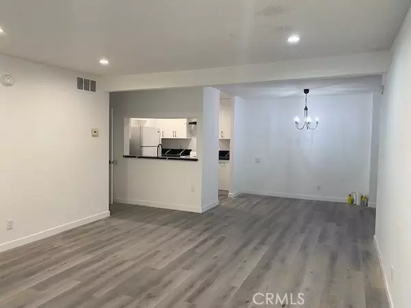 Encino (los Angeles), CA 91316,5460 White Oak Avenue #E123