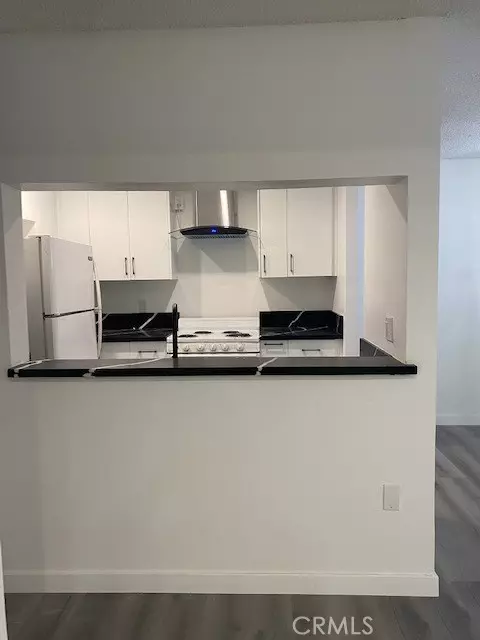 Encino (los Angeles), CA 91316,5460 White Oak Avenue #E123