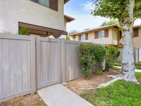 Chatsworth (los Angeles), CA 91311,10341 Canoga Avenue #3