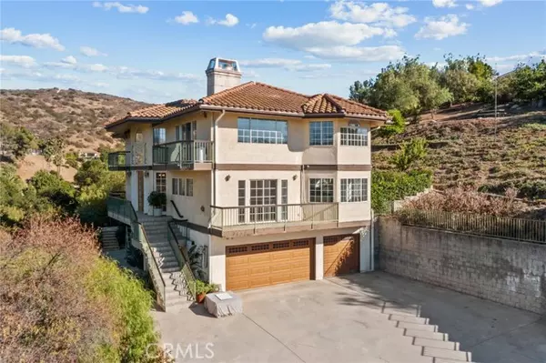 9658 Wheatland Avenue, Sunland (los Angeles), CA 91040