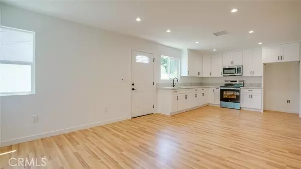 Los Angeles, CA 90037,856 W 47th Street