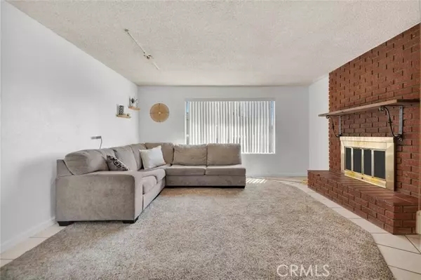 Lancaster, CA 93535,44238 3rd Street