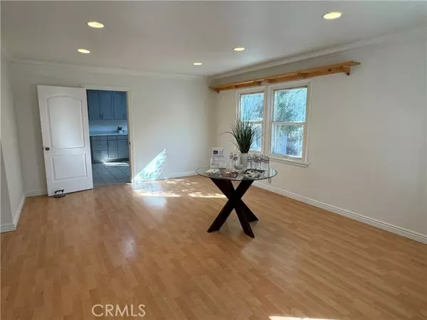 Burbank, CA 91505,2236 N Manning