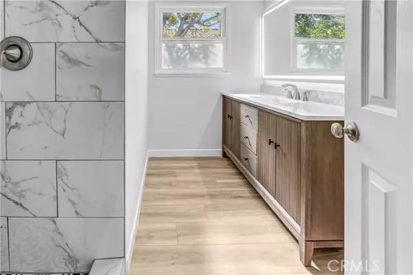 West Hills (los Angeles), CA 91307,7536 Shoup