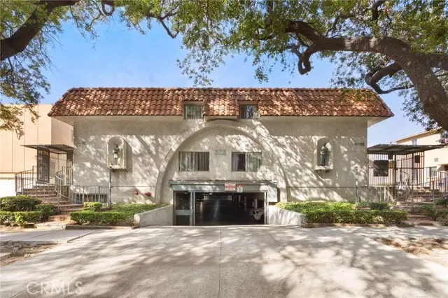 333 Riverdale Drive #1A, Glendale, CA 91204