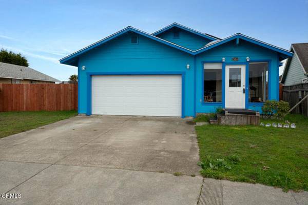 934 Stewart Street, Fort Bragg, CA 95437