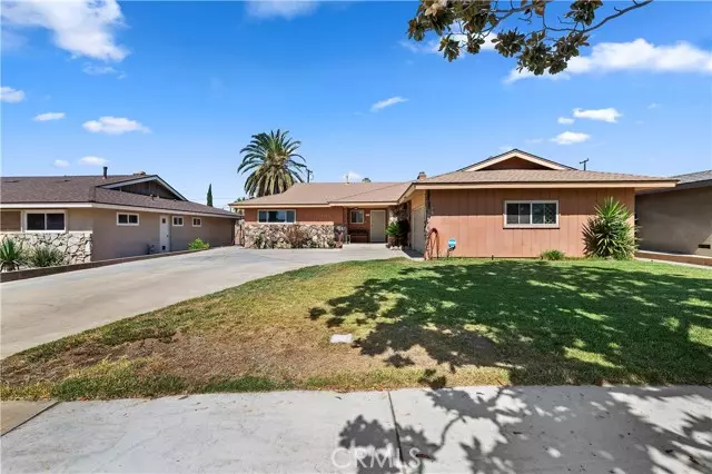 9160 Tangelo Avenue, Fontana, CA 92335