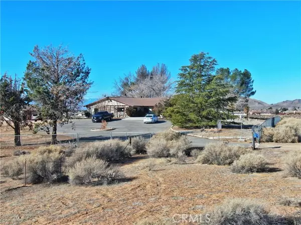 22149 Waalew Road, Apple Valley, CA 92307