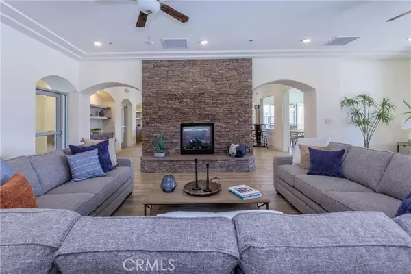 Hesperia, CA 92345,16852 Muscatel