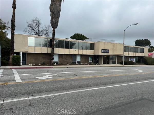 1021 E Walnut Street, Pasadena, CA 91106