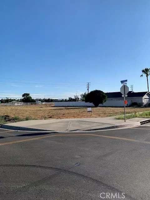 Perris, CA 92571,7 7th & G St