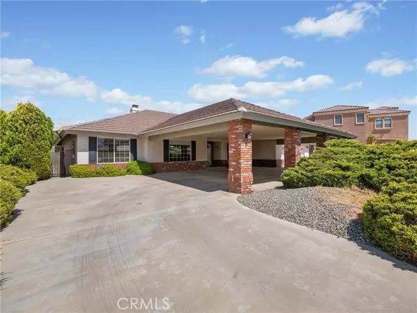 16522 Iwa Road, Apple Valley, CA 92307