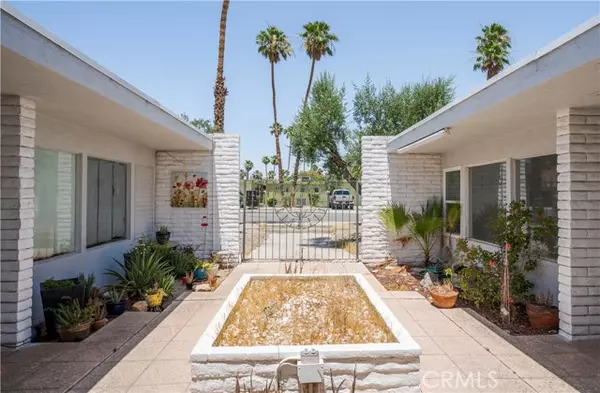 4093 E Calle De Carlos, Palm Springs, CA 92264