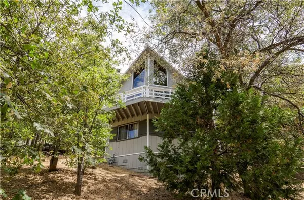 881 Rhine Road, Lake Arrowhead, CA 92352