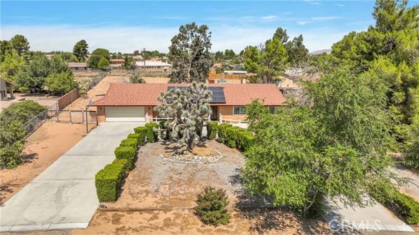 13940 Hopi Road, Apple Valley, CA 92307