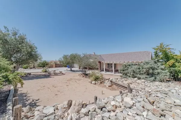 Apple Valley, CA 92307,16926 Ocotilla Road