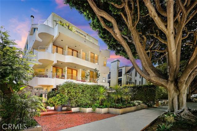 938 2nd Street #301, Santa Monica, CA 90403