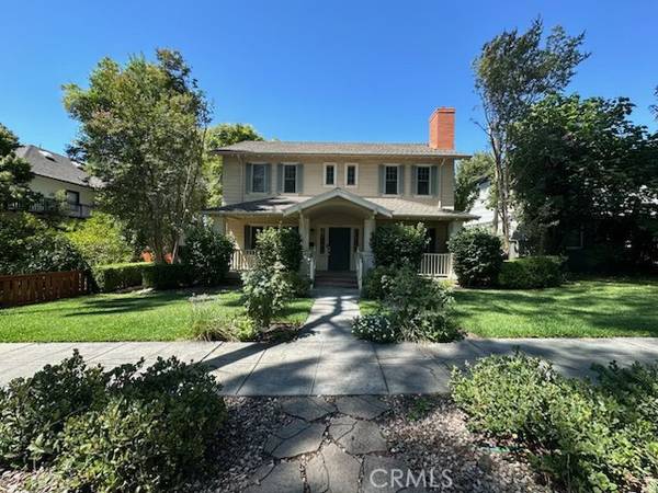 1025 N College Avenue, Claremont, CA 91711