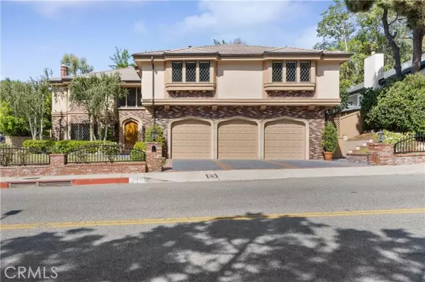 2847 Deep Canyon Drive, Beverly Hills, CA 90210