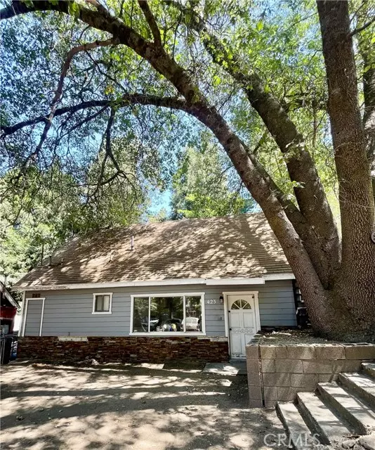 Crestline, CA 92325,423 Log Lane