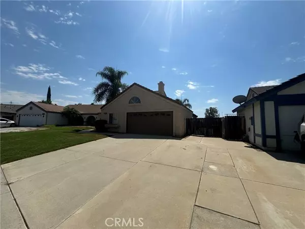 Moreno Valley, CA 92553,25567 Fernbush Street