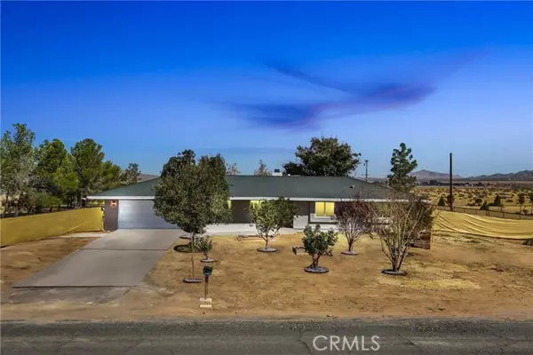 21450 Zuni Road, Apple Valley, CA 92307