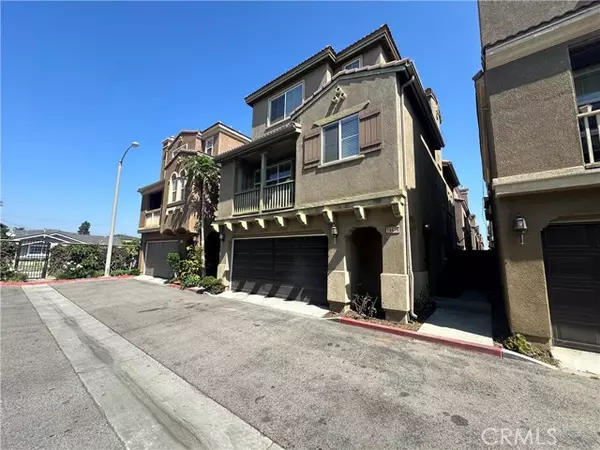 Gardena, CA 90247,14416 Cobblestone Lane