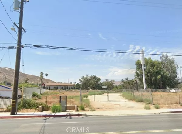 Jurupa Valley, CA 92509,0 Limonite