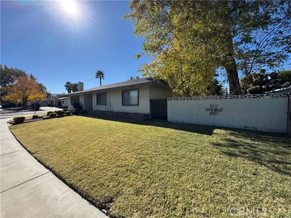 Palmdale, CA 93551,39643 Country Club Drive