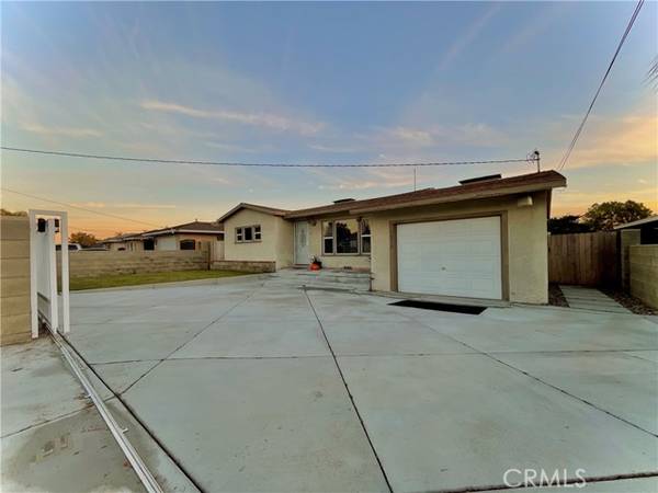 16319 Athol Street, Fontana, CA 92335