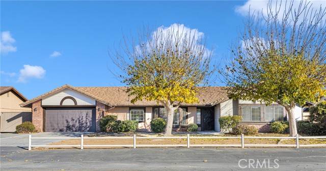 13593 Coachella Road, Apple Valley, CA 92308