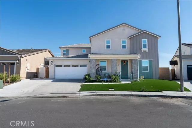 2377 Crater Avenue, Rialto, CA 92377