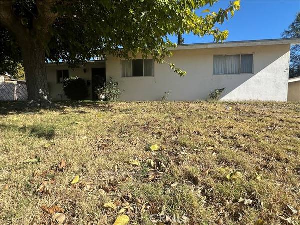 1005 N Alice Avenue, Rialto, CA 92376