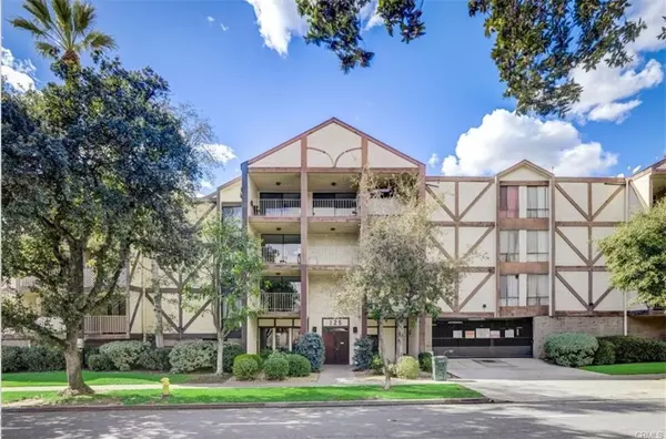 125 N Allen Avenue #112, Pasadena, CA 91106